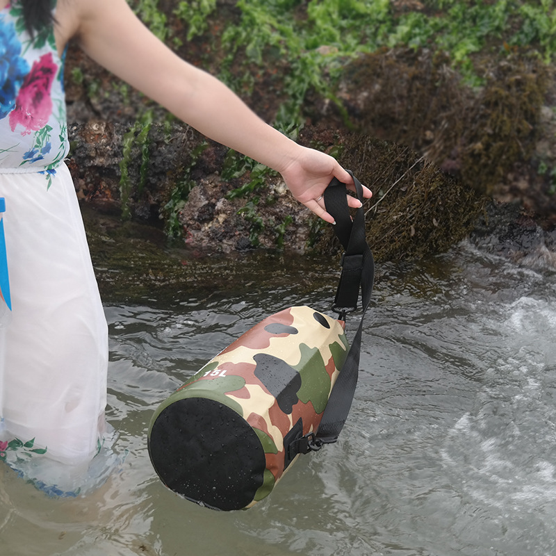 Mochila Impermeável Camuflada  - Dry Bag Backpack 30L Waterproof avaliação e preço